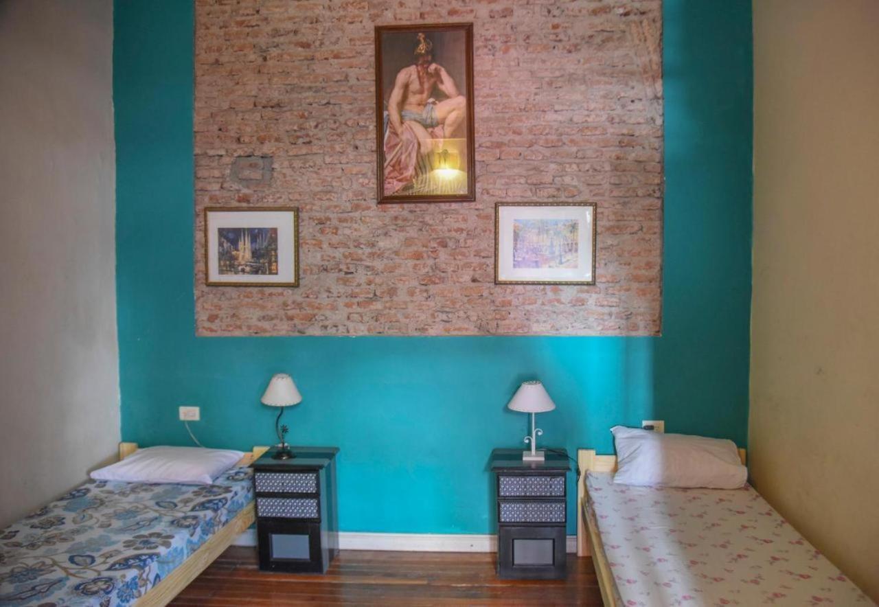El Templario Hostel Buenos Aires Bagian luar foto